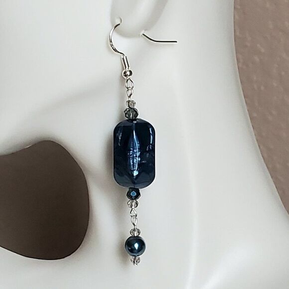 Royally blue beaded earrings - Handmade (NEW) - Picture 1 of 4